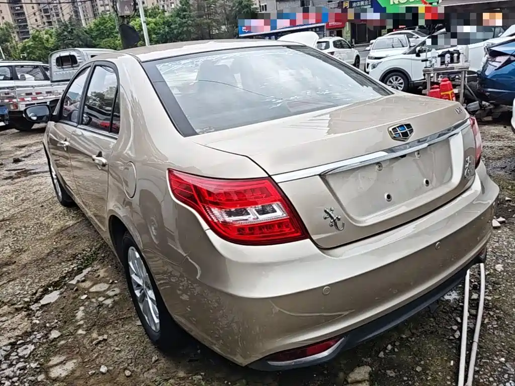 Vision 1.5 L Auto Happy