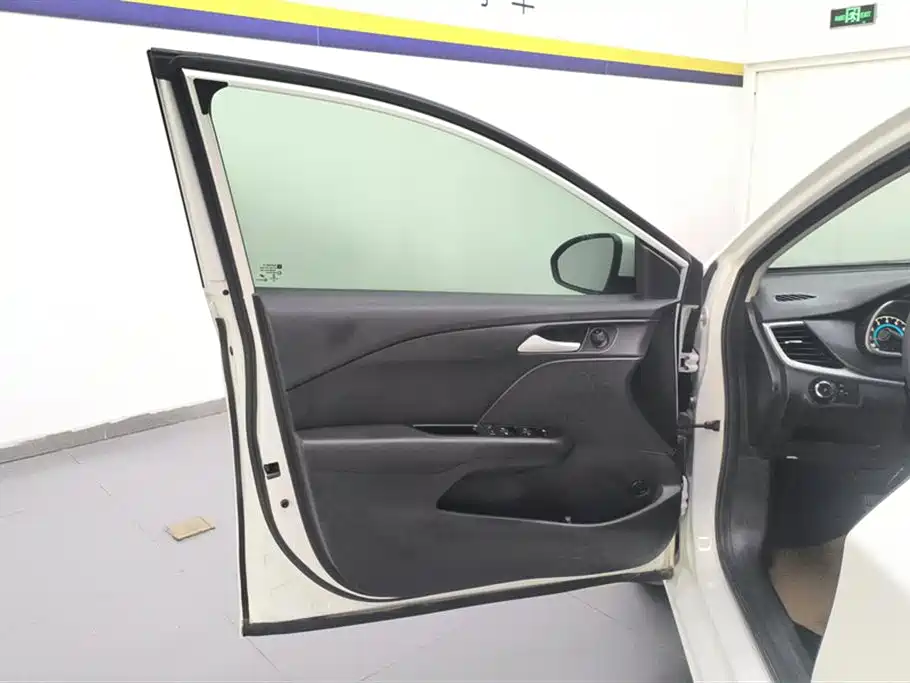 Cavalier 320 Auto Delight Sunroof