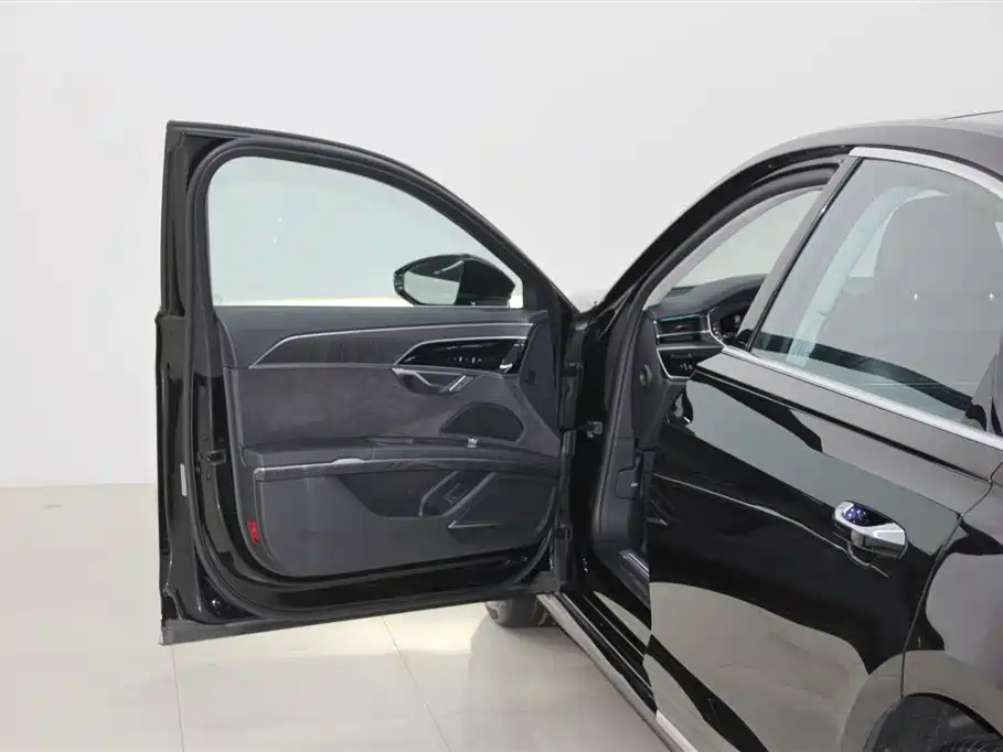 Audi A8 A8 L 50 TFSI quattro Select