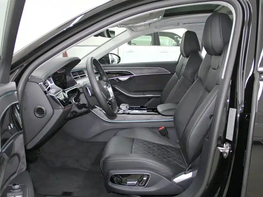 Audi A8 A8 L 50 TFSI quattro Select