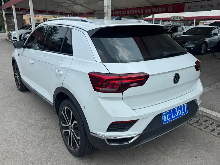 Volkswagen T-ROC 280 TSI DSG 2 WD Comfort Connected