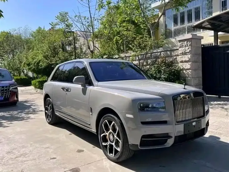 Rolls-Royce Cullinan Black Badge