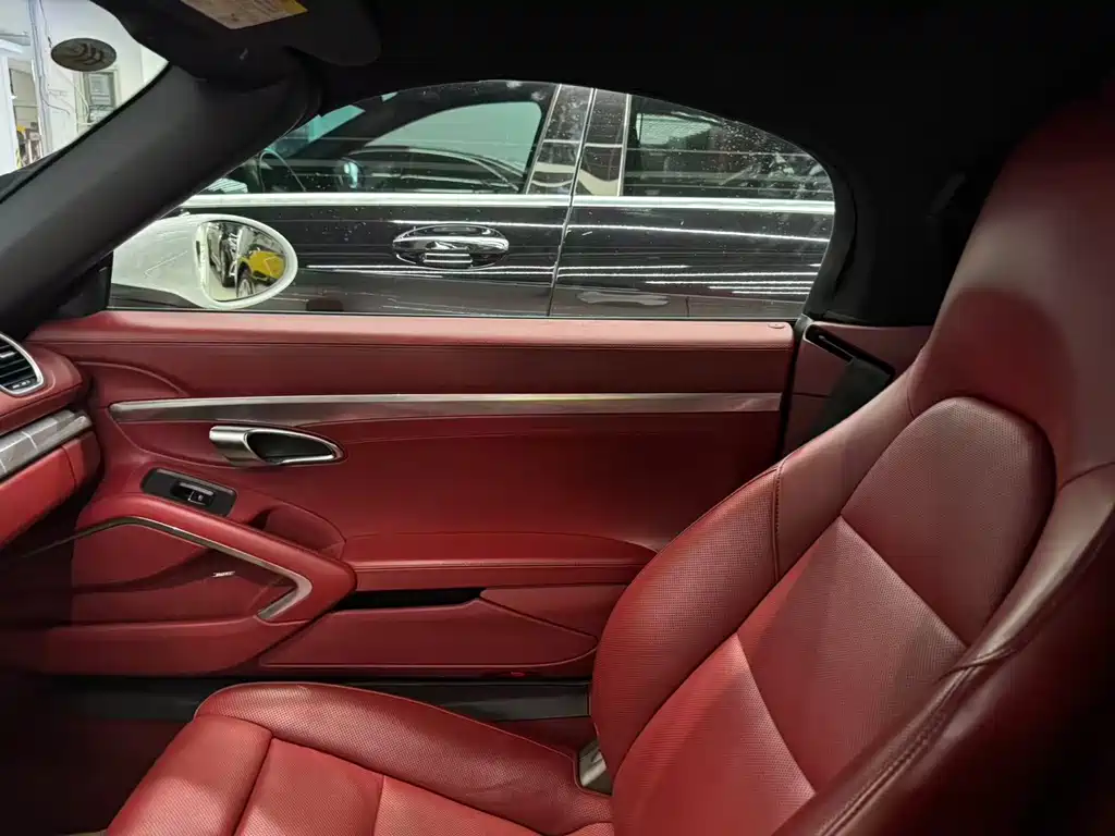 Porsche 718 Boxster 2.0 T