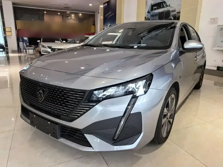 Peugeot 408 1.6 T Progressive