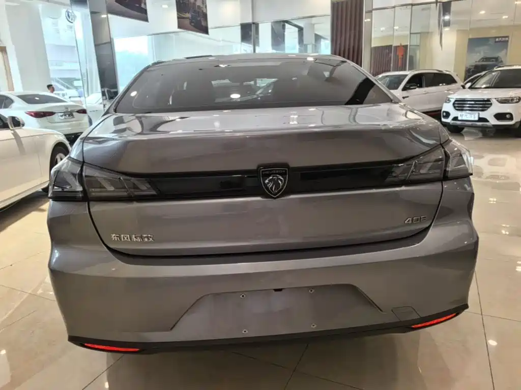 Peugeot 408 1.6 T Progressive
