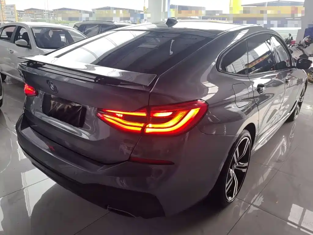 BMW 6 Series GT 640 i xDrive M Sport Package