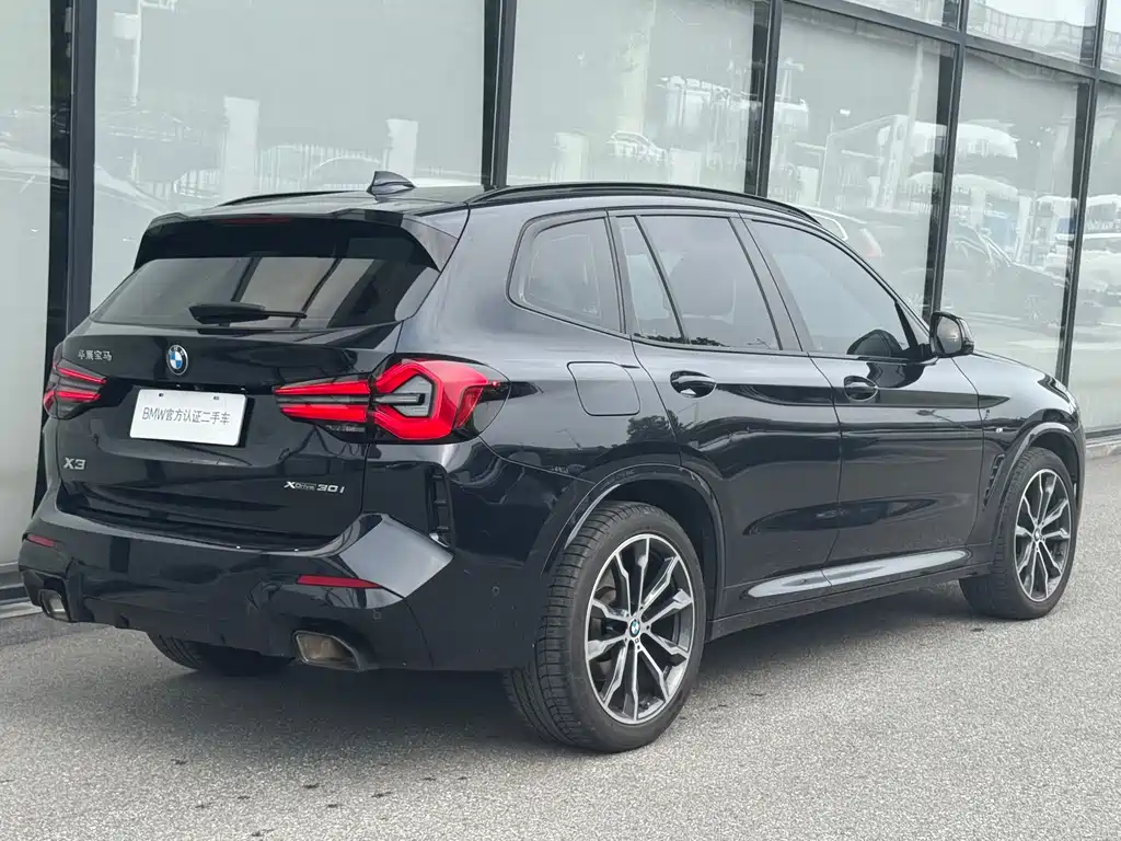 BMW X3 xDrive30 i Leading M Night Package