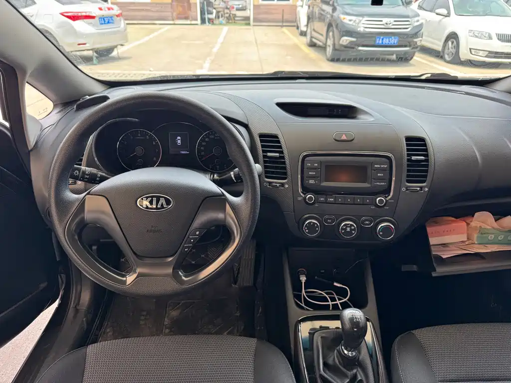 Kia K3 1.6 L Manual GL