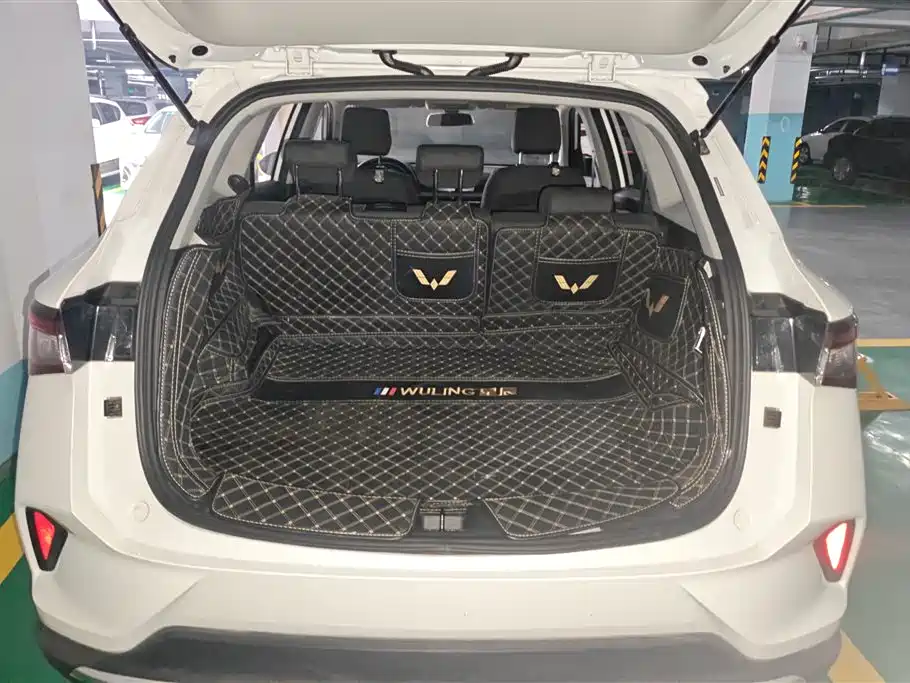Wuling Xingchen 1.5 T Manual Star Joy
