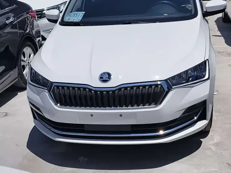 Skoda Rapid Spaceback 1.5 L Auto Standard