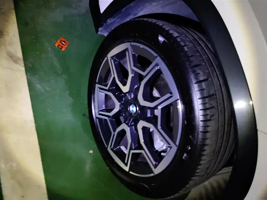 BMW X1 sDrive25 Li X Design Package