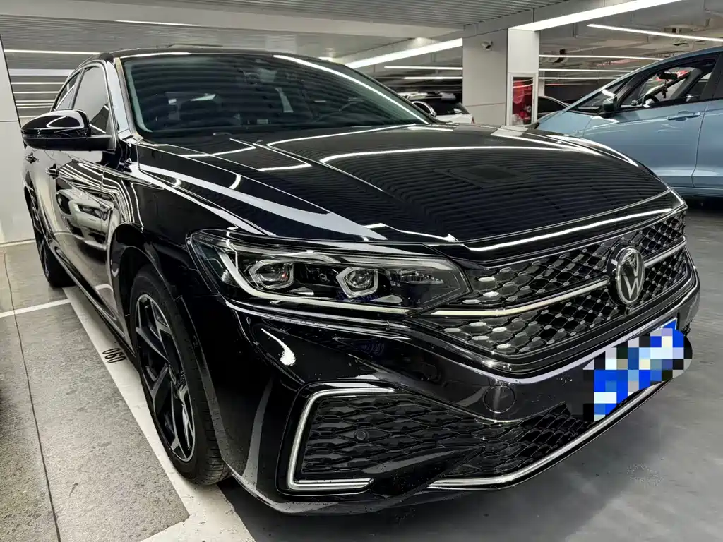 Passat 330 TSI Starry Sky Elite