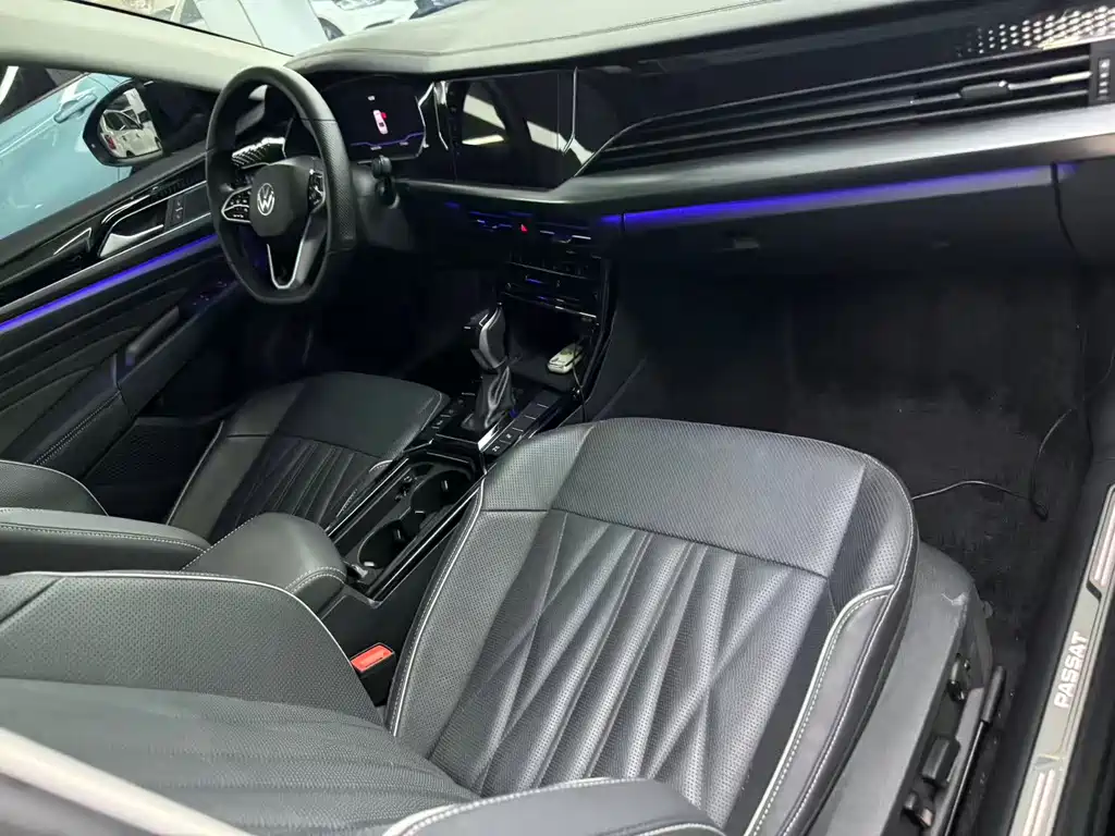 Passat 330 TSI Starry Sky Elite