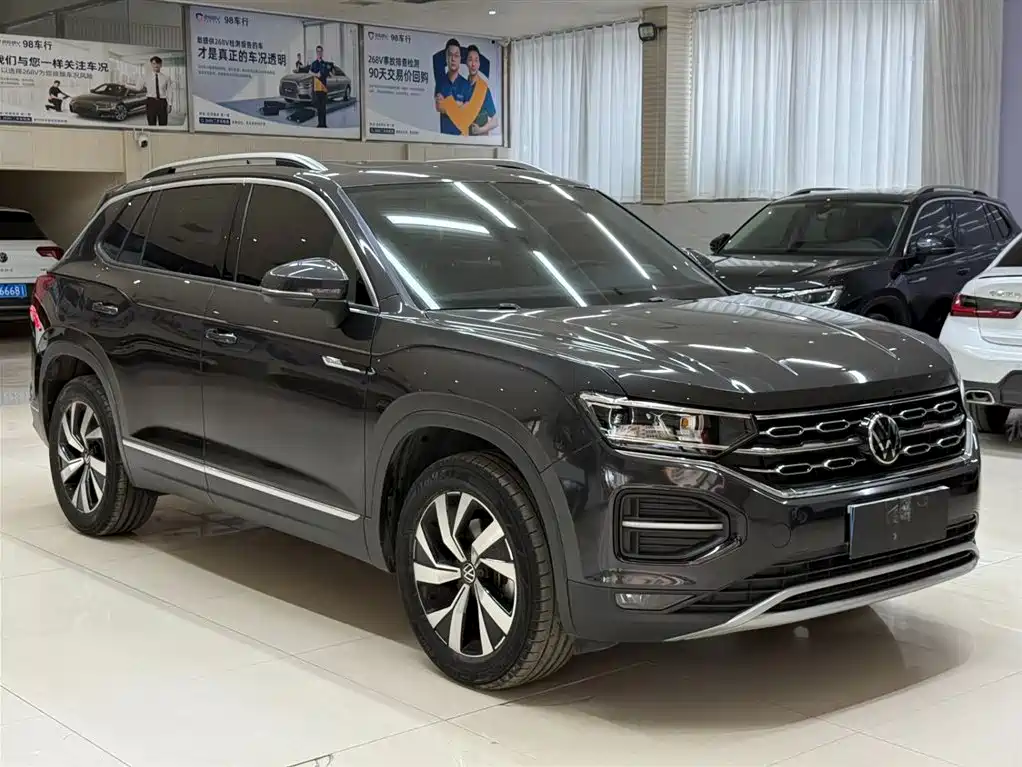 Tayron 280 TSI 2 WD Luxury Connected