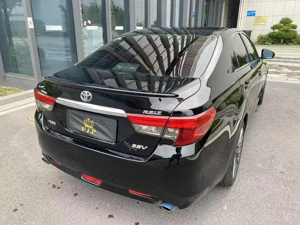 Mark X 2.5 V Style Sharp Navigation