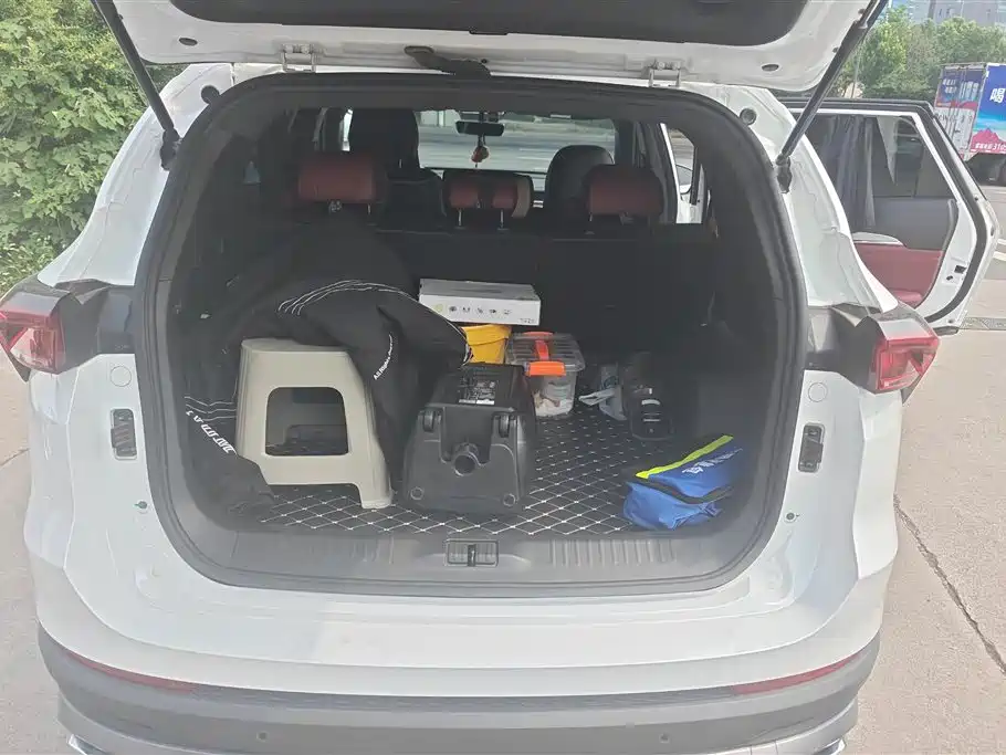 Jetour X70 PLUS Facelift 1.5 T DCT Mountain PRO 5-seat