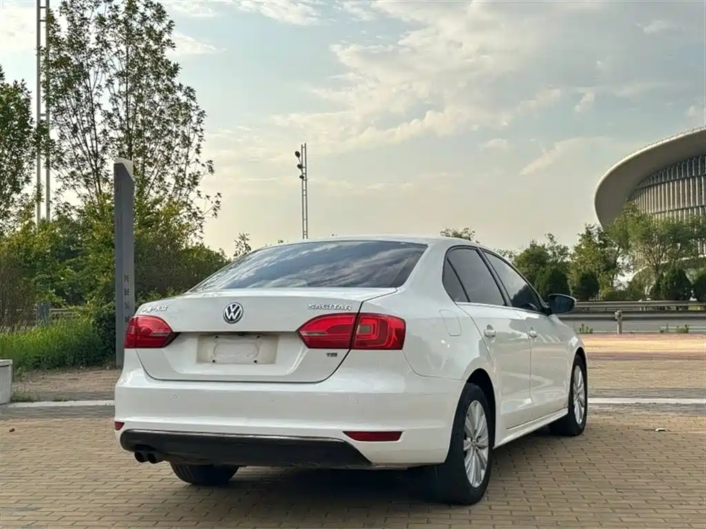 Sagitar 1.4 TSI Manual Luxury