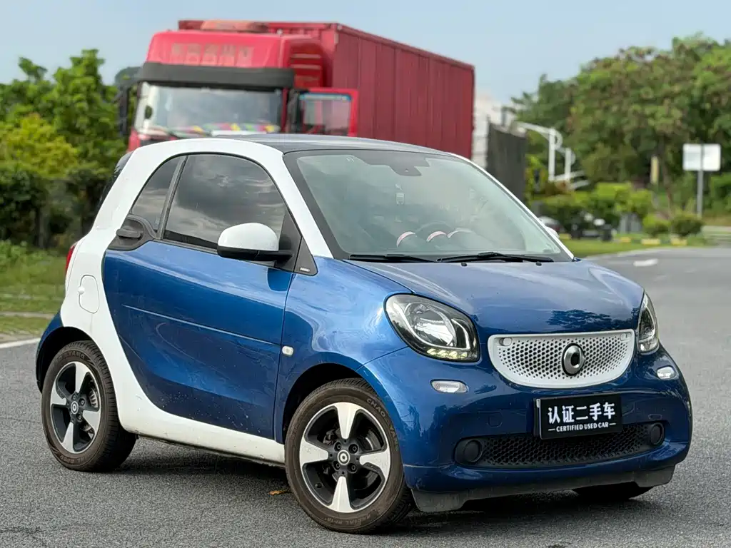 smart fortwo 1.0 L 52 kW Hardtop Passion