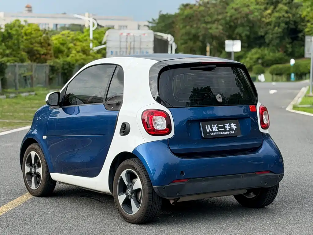 smart fortwo 1.0 L 52 kW Hardtop Passion