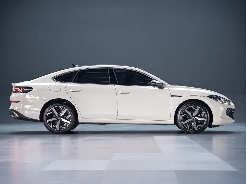 Lamando Lamando L 280 TSI DSG Spicy Cool