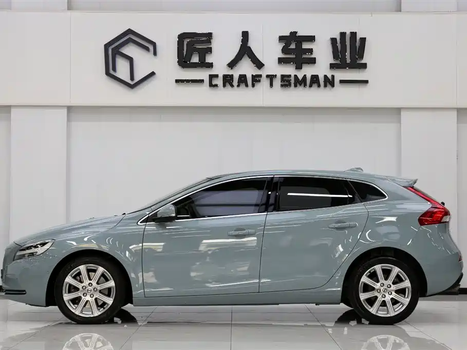 Volvo V40 T3 Smart Grace