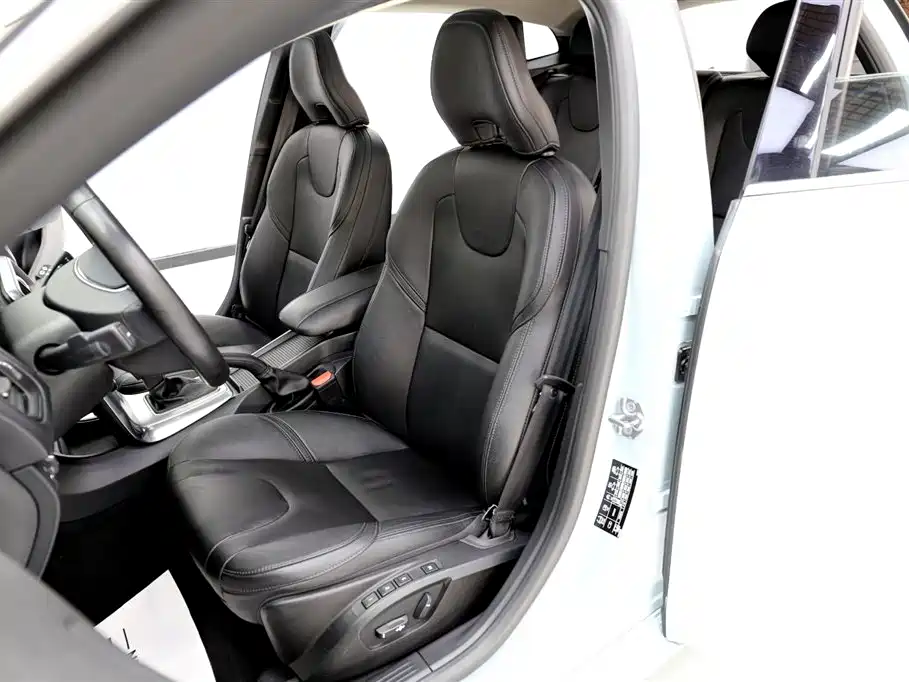 Volvo V40 T3 Smart Grace