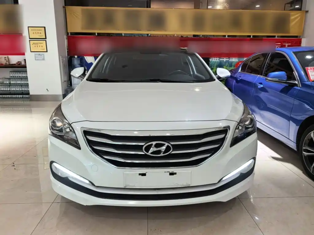 Mistra 1.8 L Auto Distinguished DLX