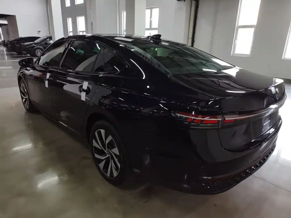 Passat 帕萨特 2026款 Pro 380 TSI 星空龙耀版