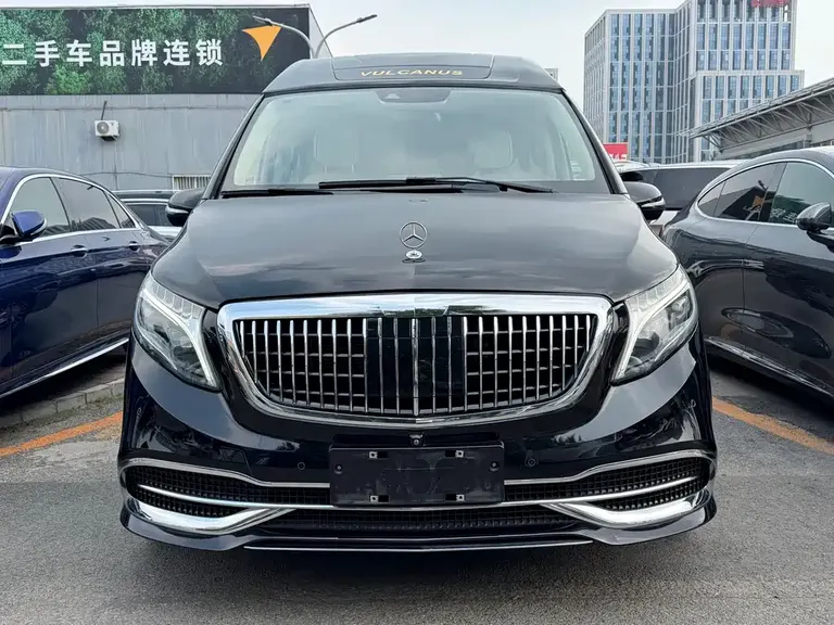 Mercedes-Benz V-Class V 260 L Distinguished Extended CN-VI