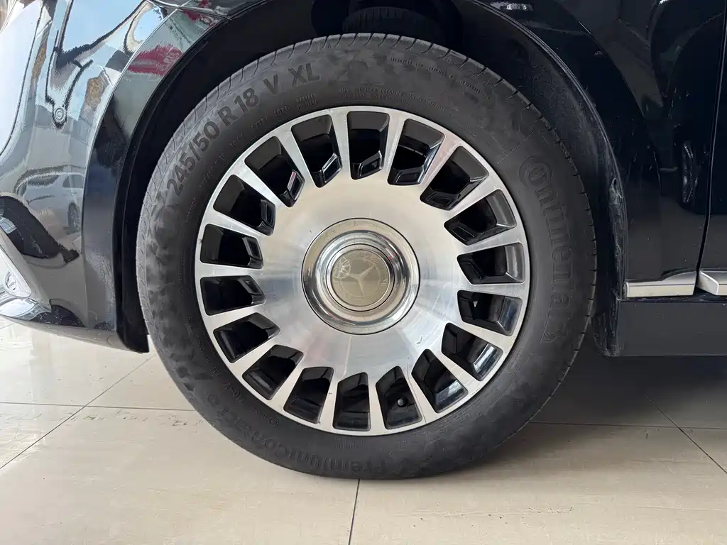 Mercedes-Benz V-Class V 260 L Distinguished Extended CN-VI