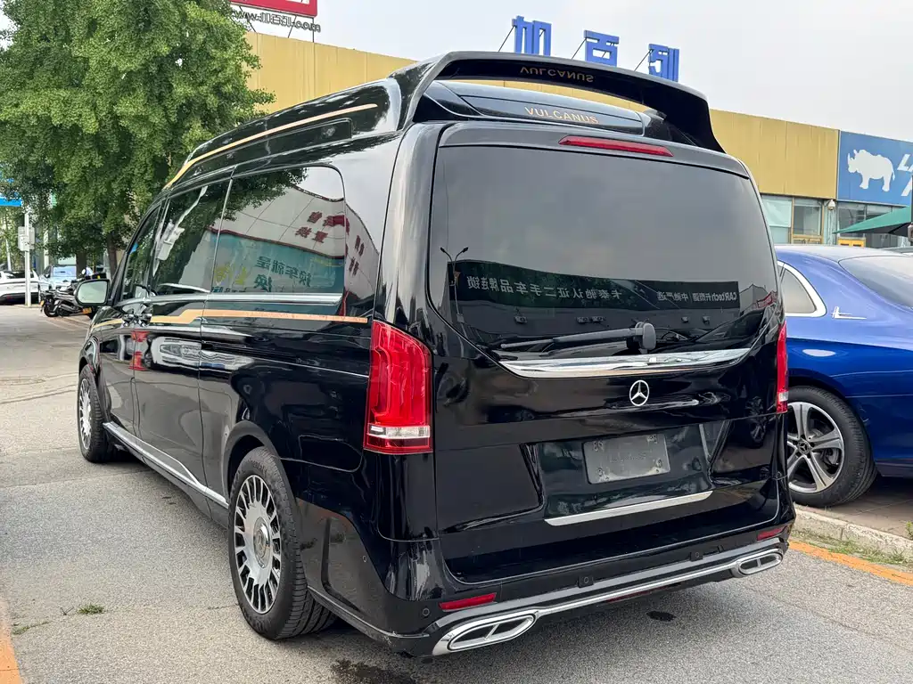 Mercedes-Benz V-Class V 260 L Distinguished Extended CN-VI