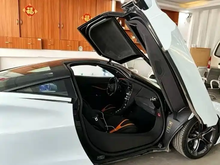 McLaren 720 S 4.0 T Coupe