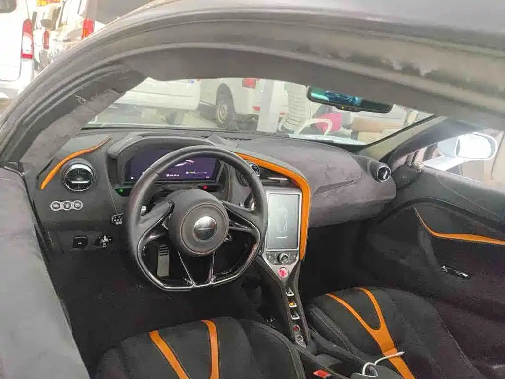 McLaren 720 S 4.0 T Coupe