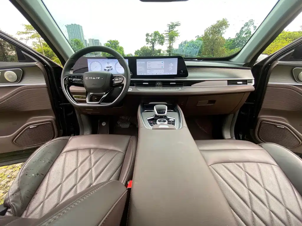 Tiggo 8 PRO 瑞虎8 PRO 2024款 冠军版 290 T 两驱巅峰版 5座