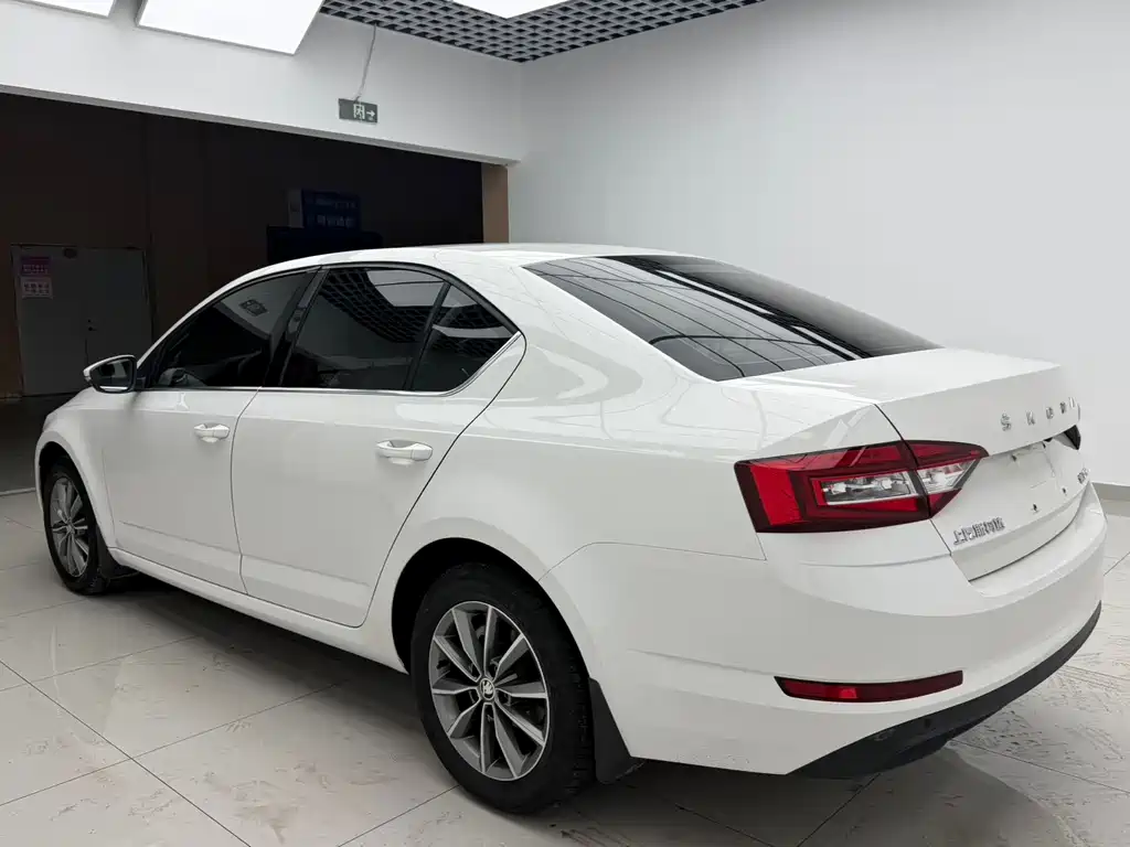 Octavia 明锐 2022款 1.5 L 自动舒享版
