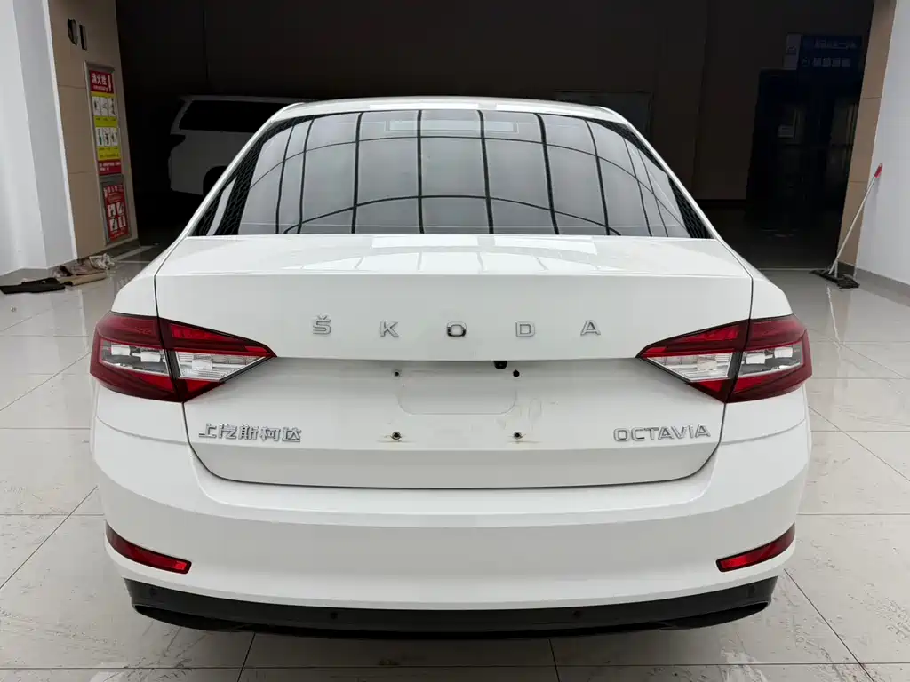 Octavia 明锐 2022款 1.5 L 自动舒享版