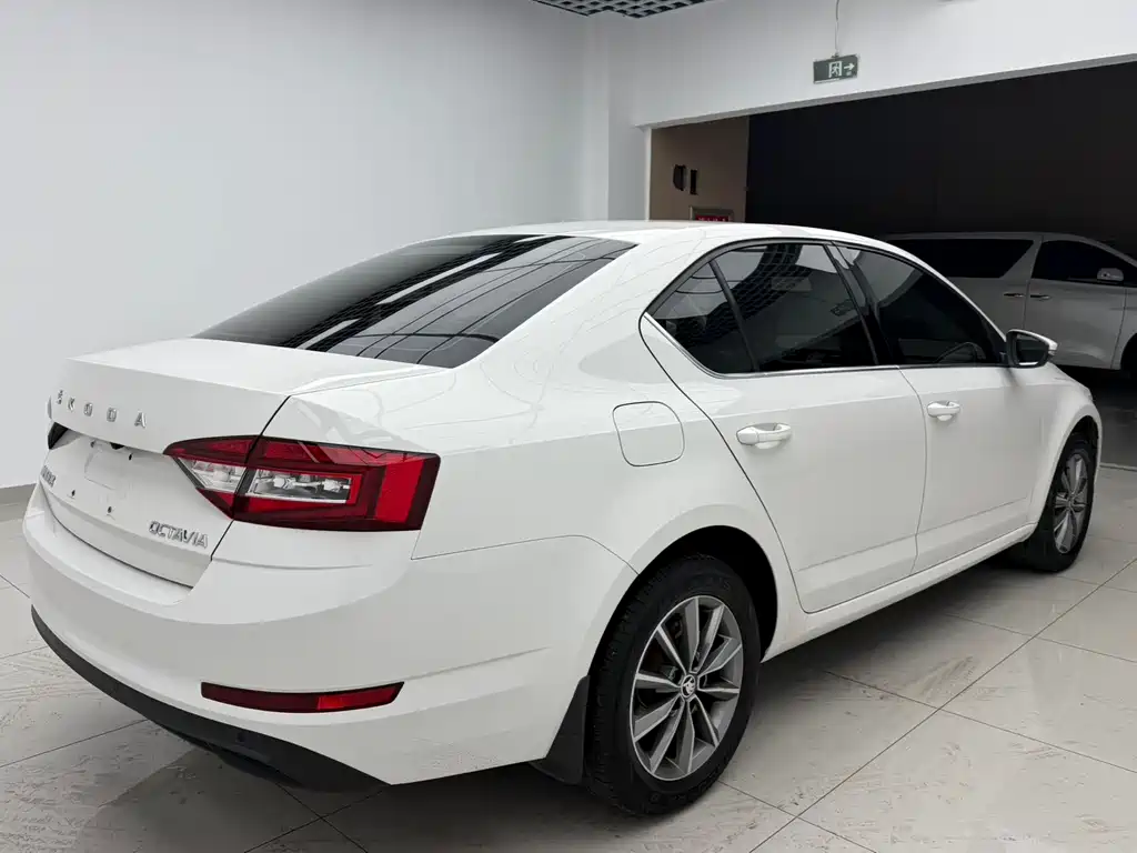 Octavia 明锐 2022款 1.5 L 自动舒享版
