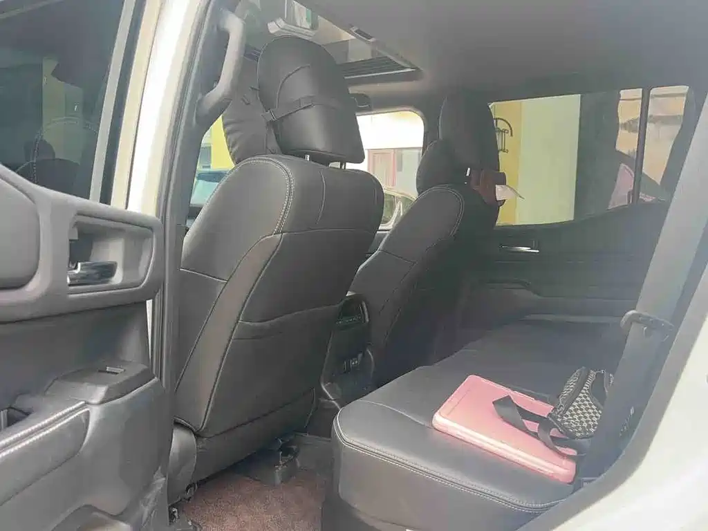 Prado 2.4 T All-round TX 5-seat