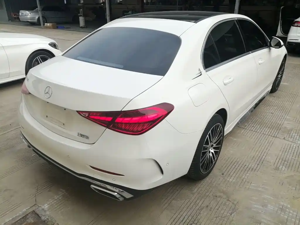 Mercedes-Benz C-Class Facelift III C 260 L Sport
