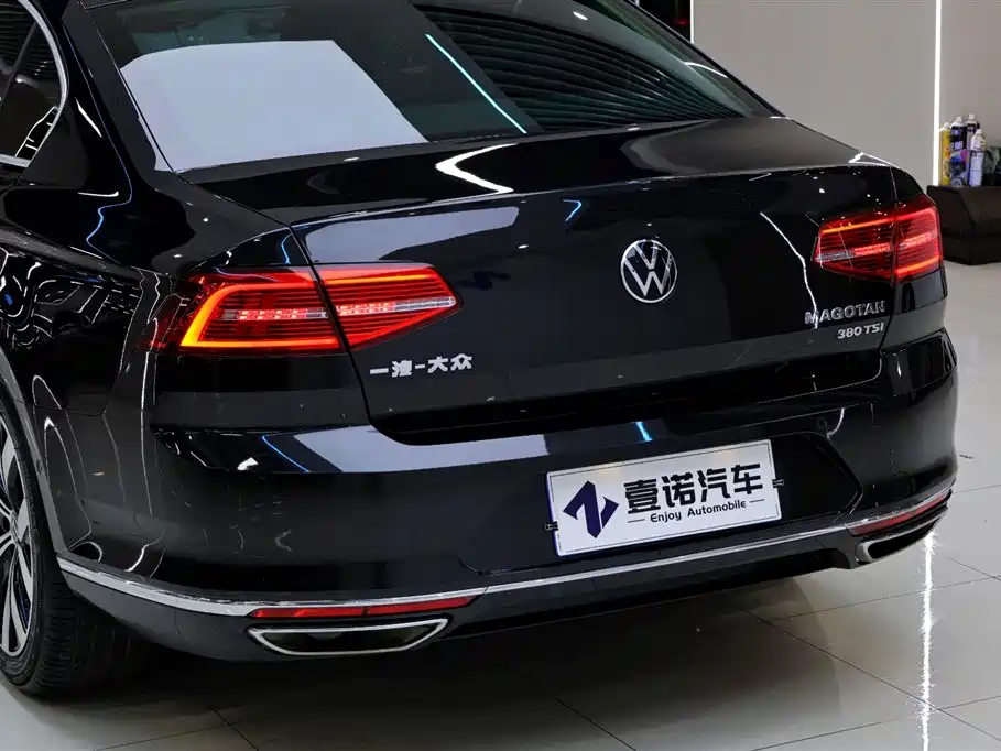 Magotan 380 TSI DSG Flagship CN-VI