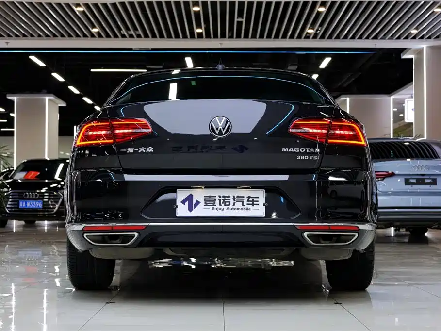 Magotan 380 TSI DSG Flagship CN-VI