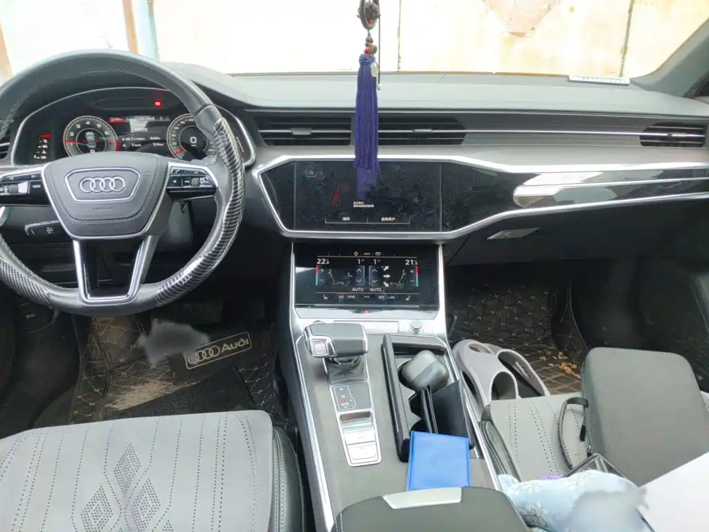Audi A6 L Facelift 45 TFSI quattro Select Dynamic