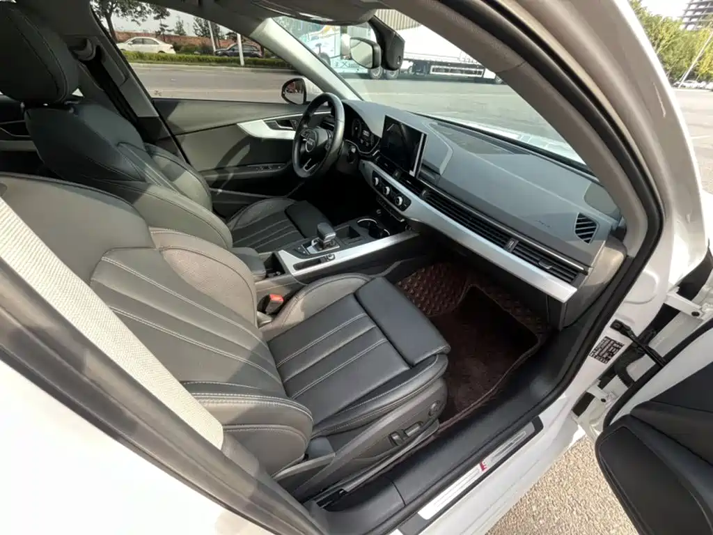 Audi A4 L 40 TFSI Fashion Dynamic