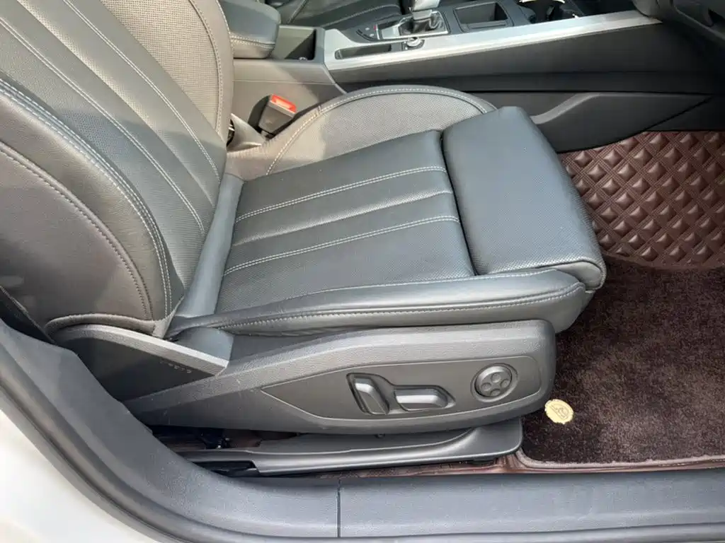 Audi A4 L 40 TFSI Fashion Dynamic
