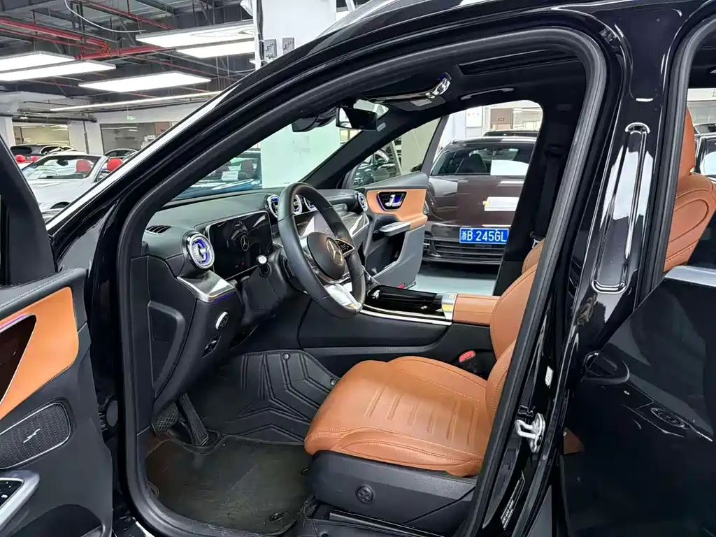 Mercedes-Benz GLC GLC 260 L 4 MATIC Dynamic 5-seat