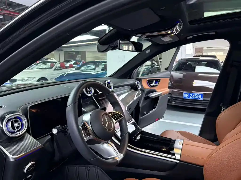 Mercedes-Benz GLC GLC 260 L 4 MATIC Dynamic 5-seat