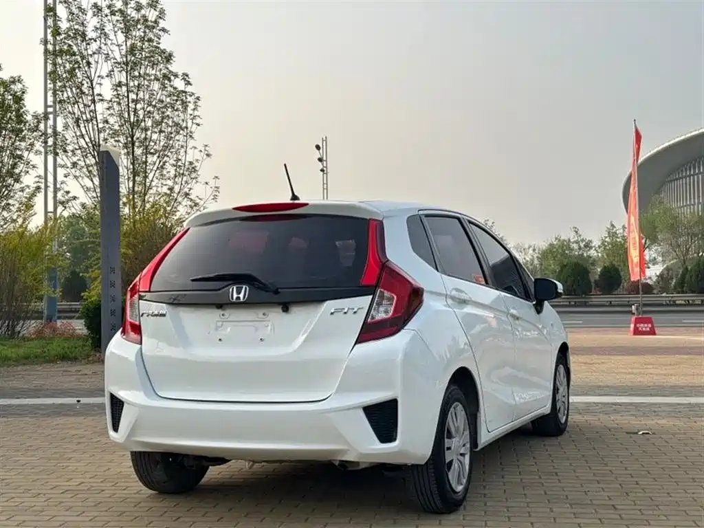 Fit 1.5 L LX CVT Comfort