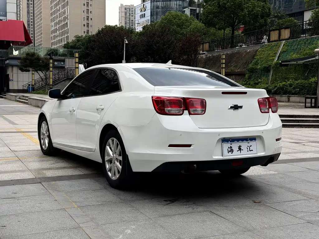 Malibu 2.0 L Auto Luxury