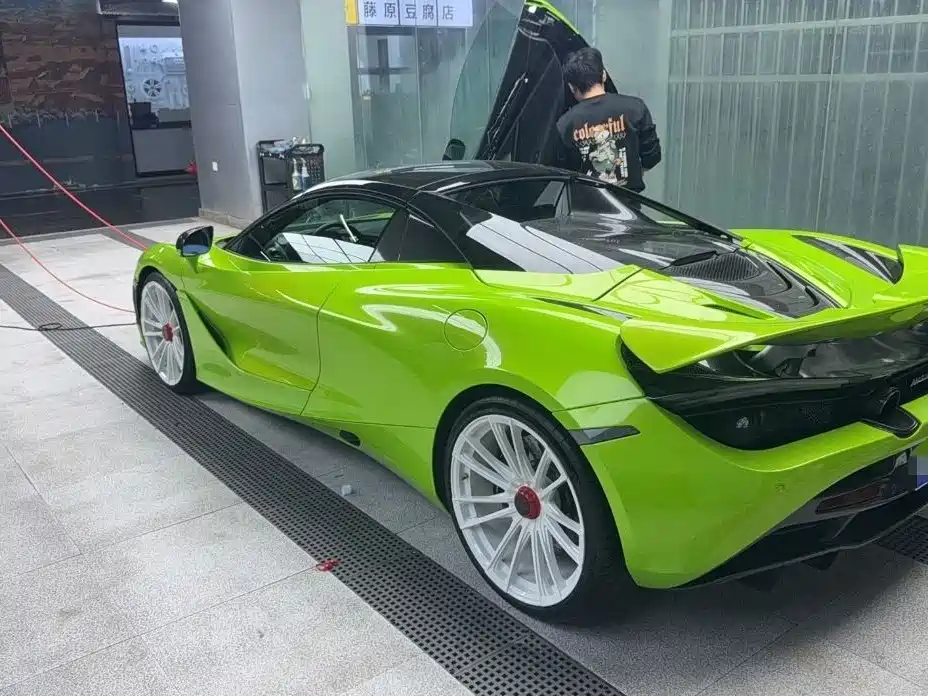 McLaren 720 S 4.0 T Spider