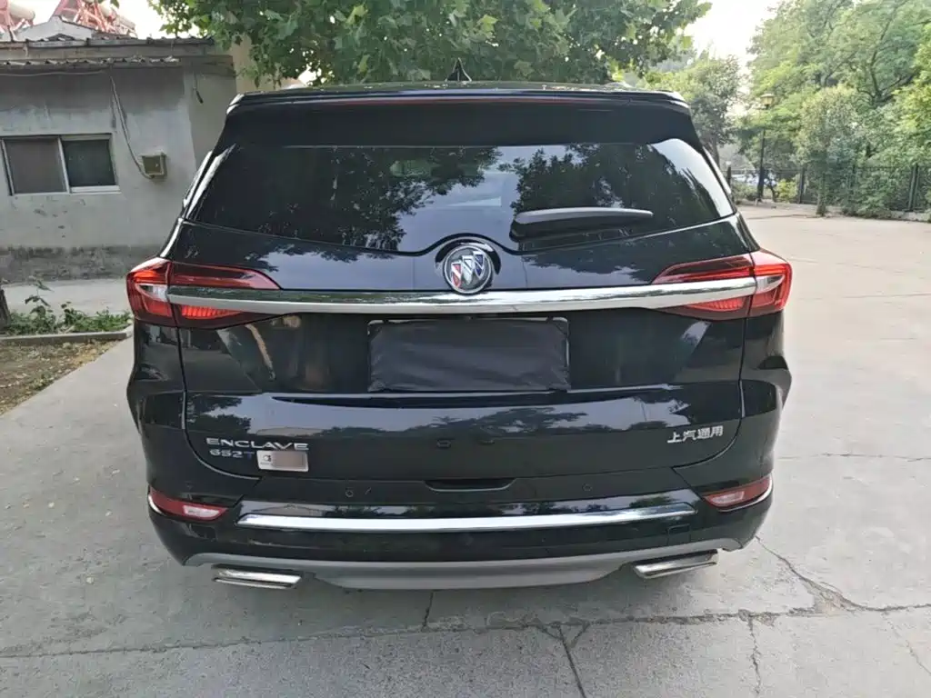 Enclave 652 T 2 WD Distinguished 7-seat